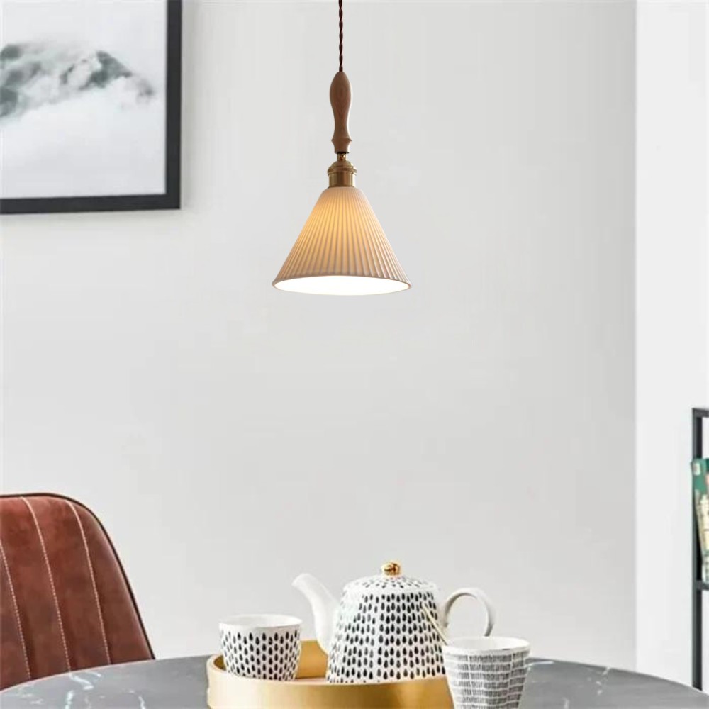 De hanglamp HL3414 van helder keramisch glas.