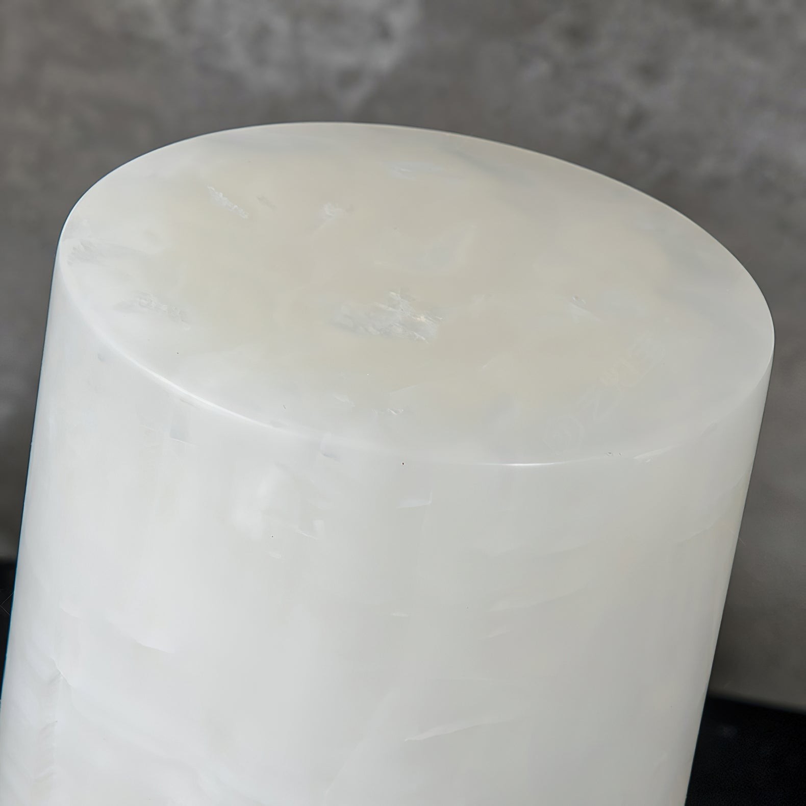 Totem alabaster tafellamp (ingebouwde batterij) HL3052
