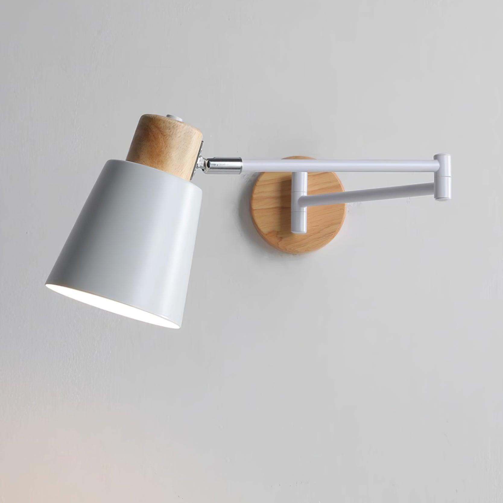 Houten verstelbare wandlamp HL487