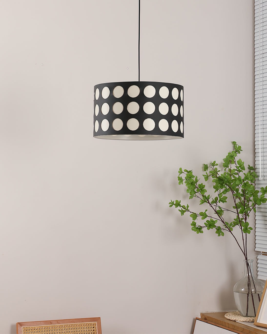 Moderne cilindrische hanglamp met stippen voor de slaapkamer HL1120