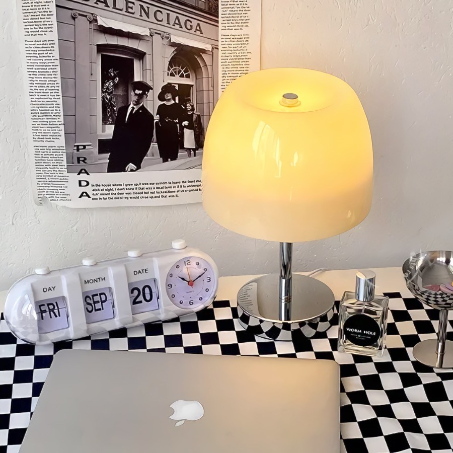 Bauhaus Lollipop Glazen Tafellamp HL263