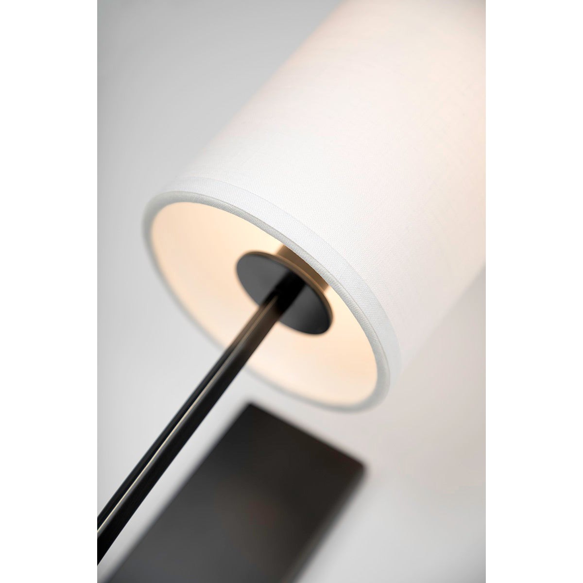 Colton wandlamp HL3108