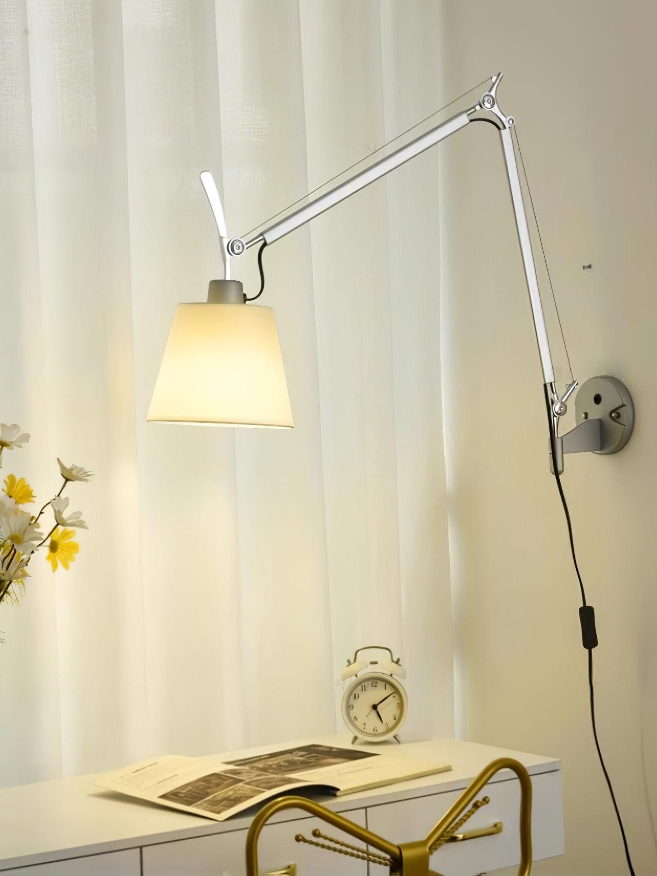 Moderne metalen wandlamp met emmerdesign en wip HL1109