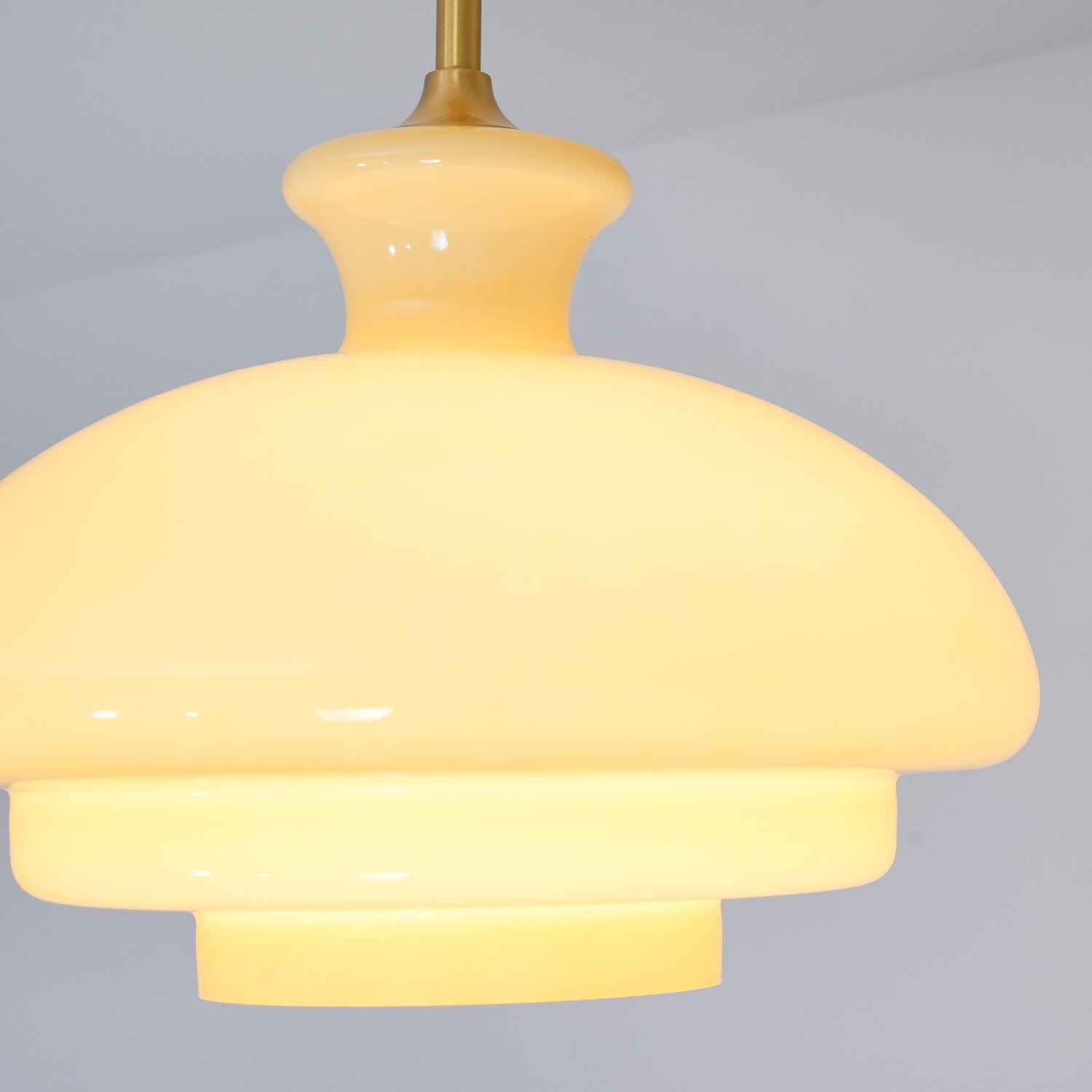 Ronde gele stijlvolle eenvoudige glazen hanglamp HL638