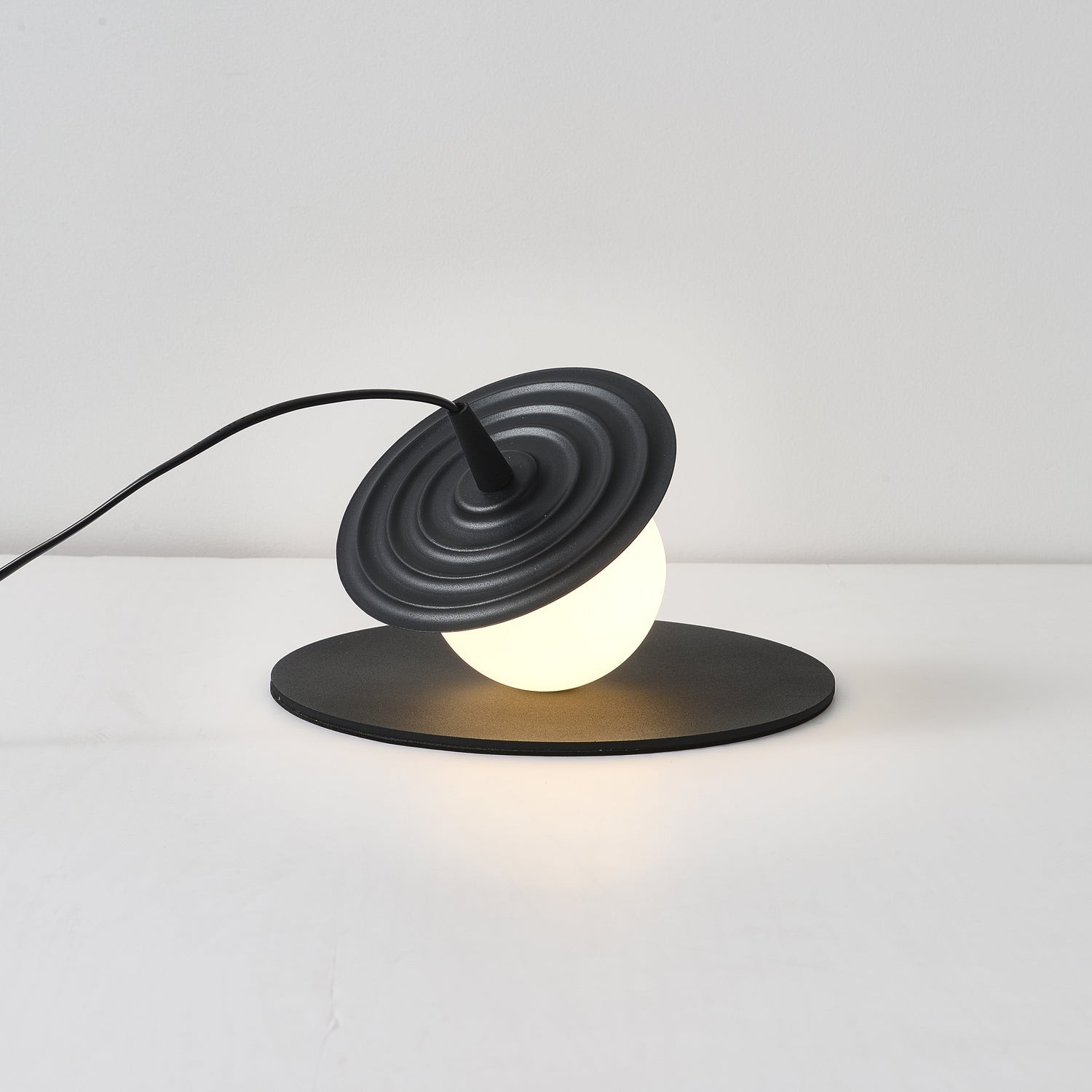 Moderne klassieke platentafellamp HL964