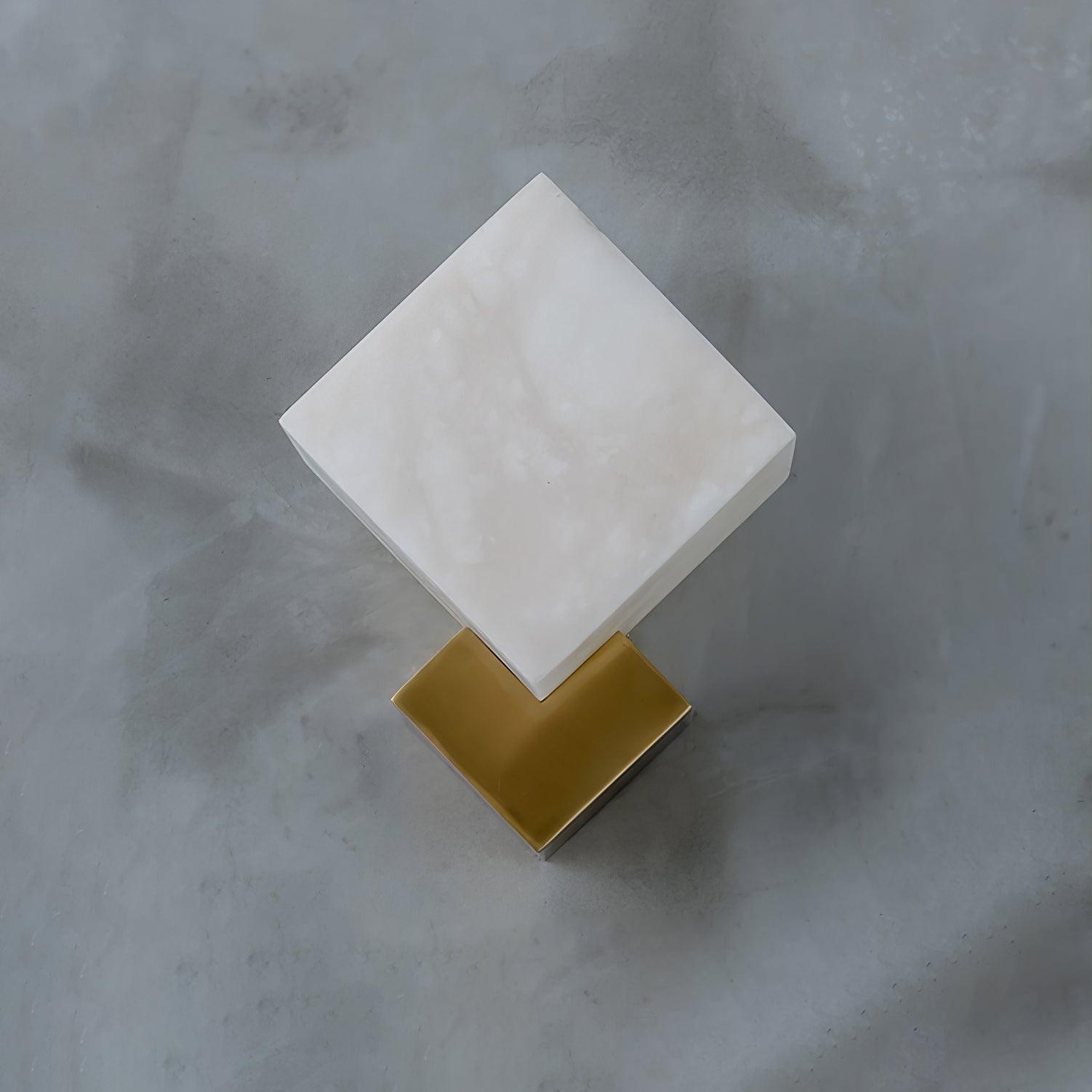 Blokvormige alabaster wandlamp HL2940