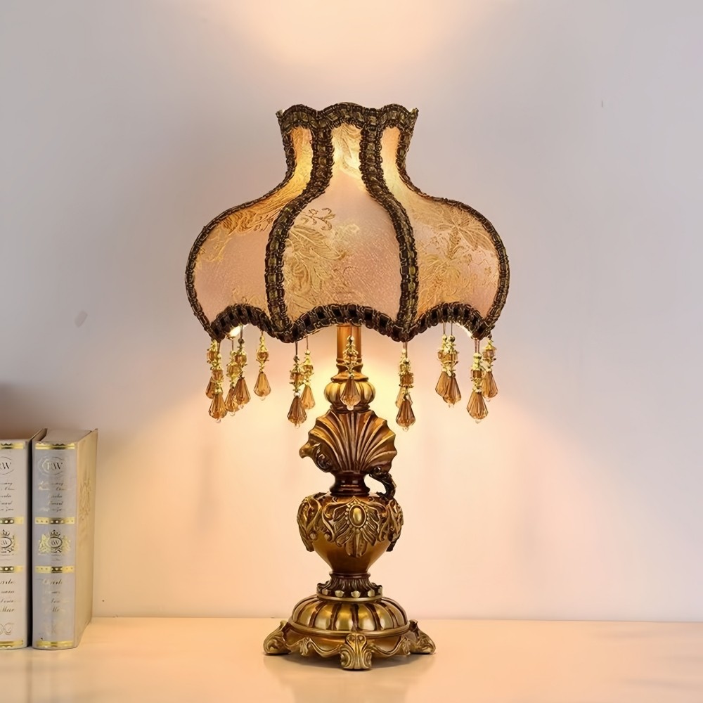 Traditionele Europese roze patroon lampenkap tafellamp HL873