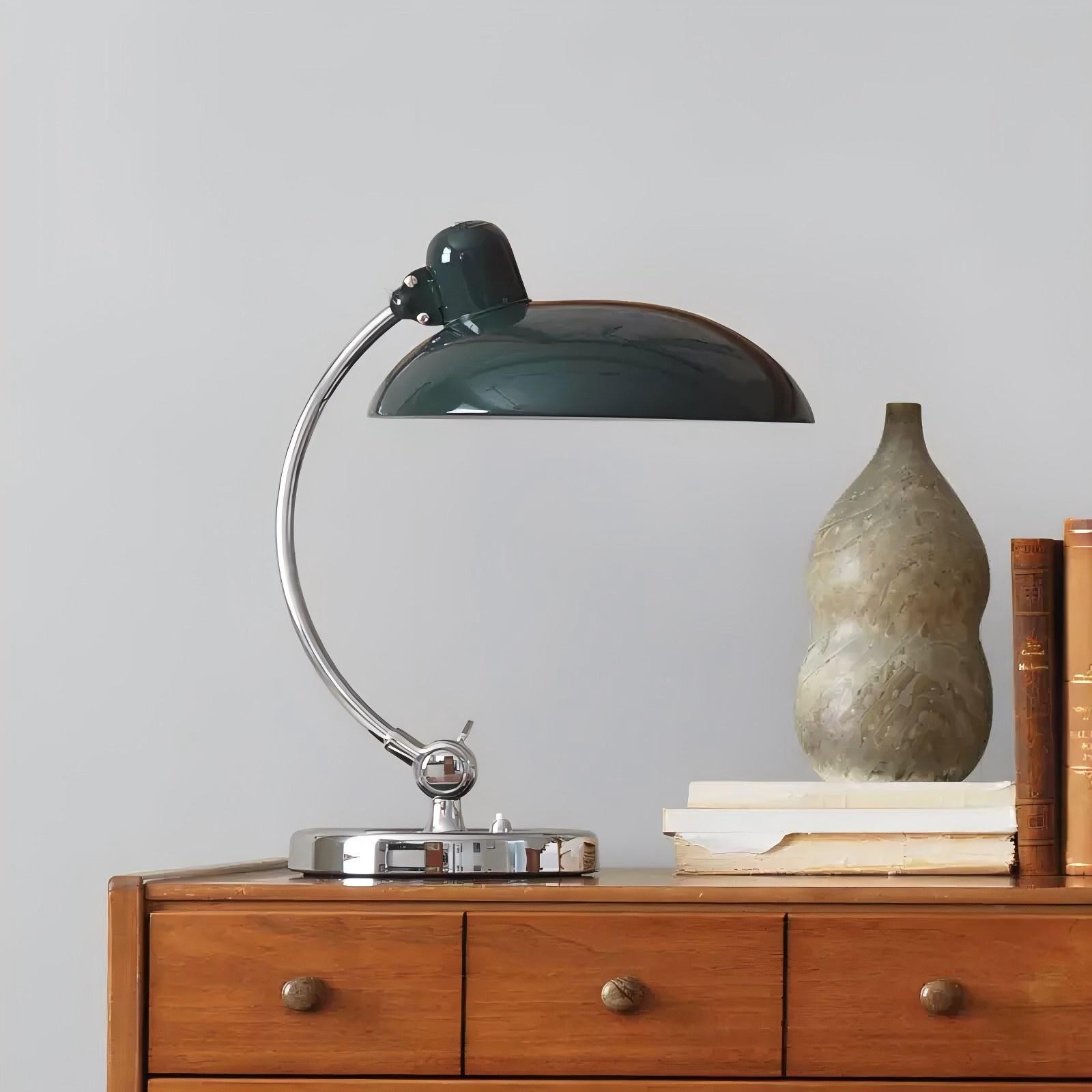 Vintage Luxe Metalen Kap Tafellamp HL313