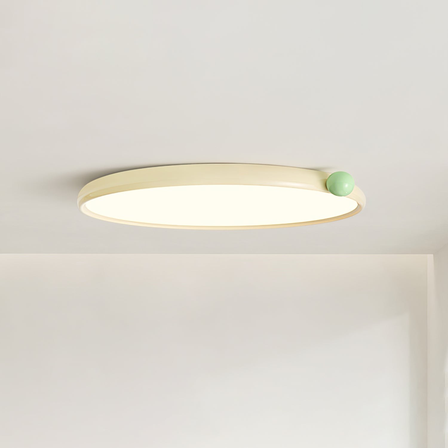 Minimalistische schijfvormige crèmekleurige ultradunne plafondlamp HL608
