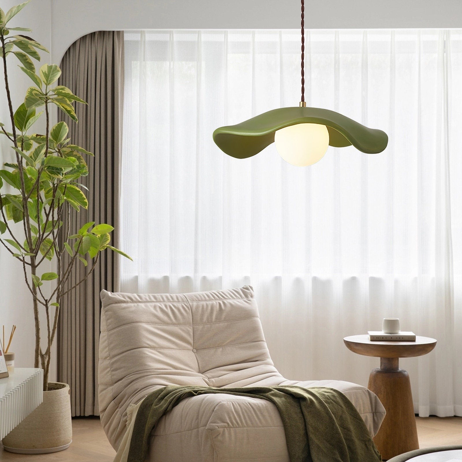 Yumi Sculptural Resin Elegance Minimalistische Hanglamp HL3498