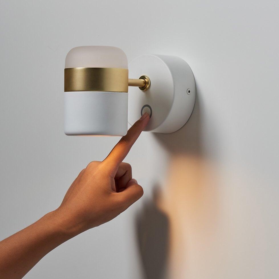Verstelbare glazen wandlamp HL2931