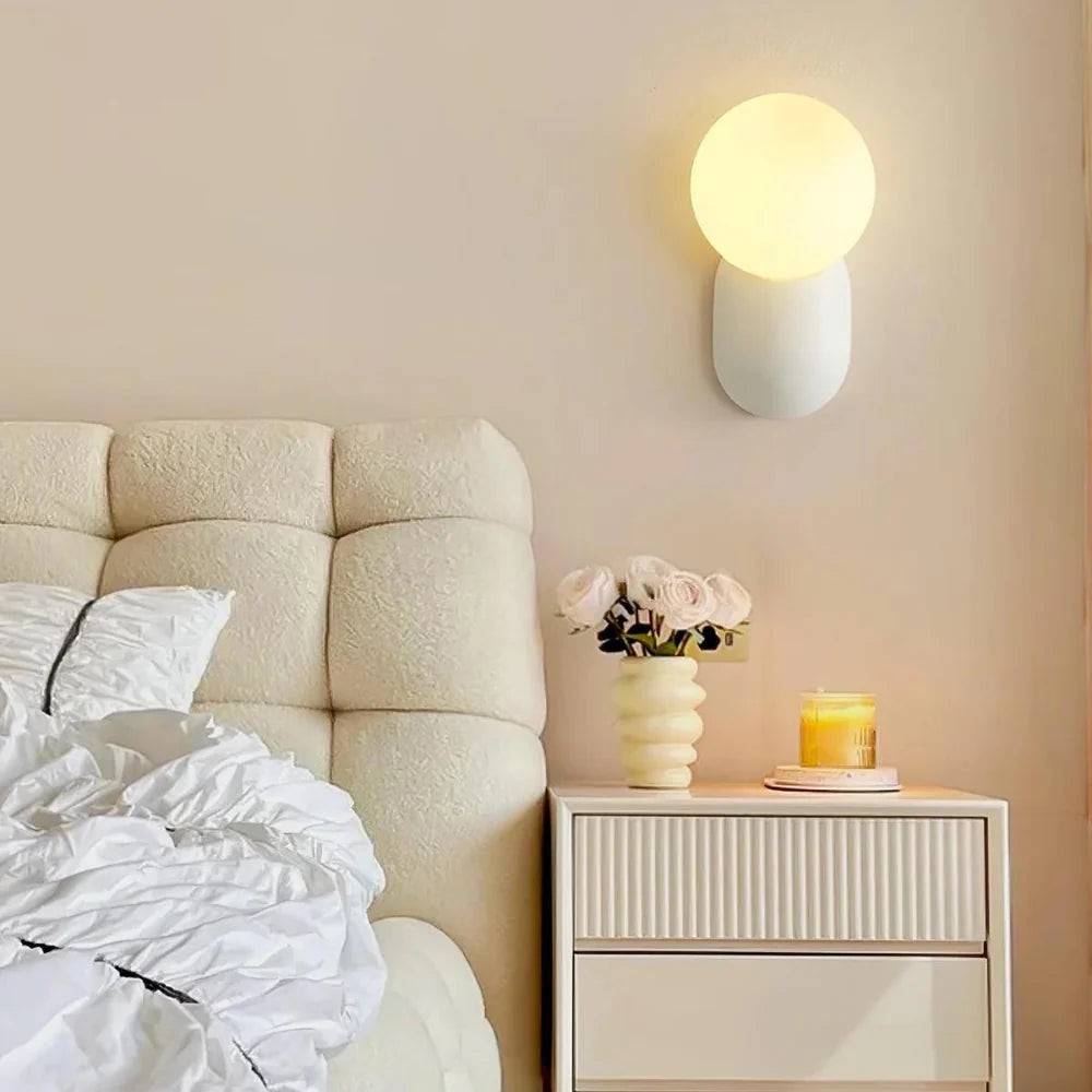 Luma Nordic glazen bolvormige wandlamp HL3337