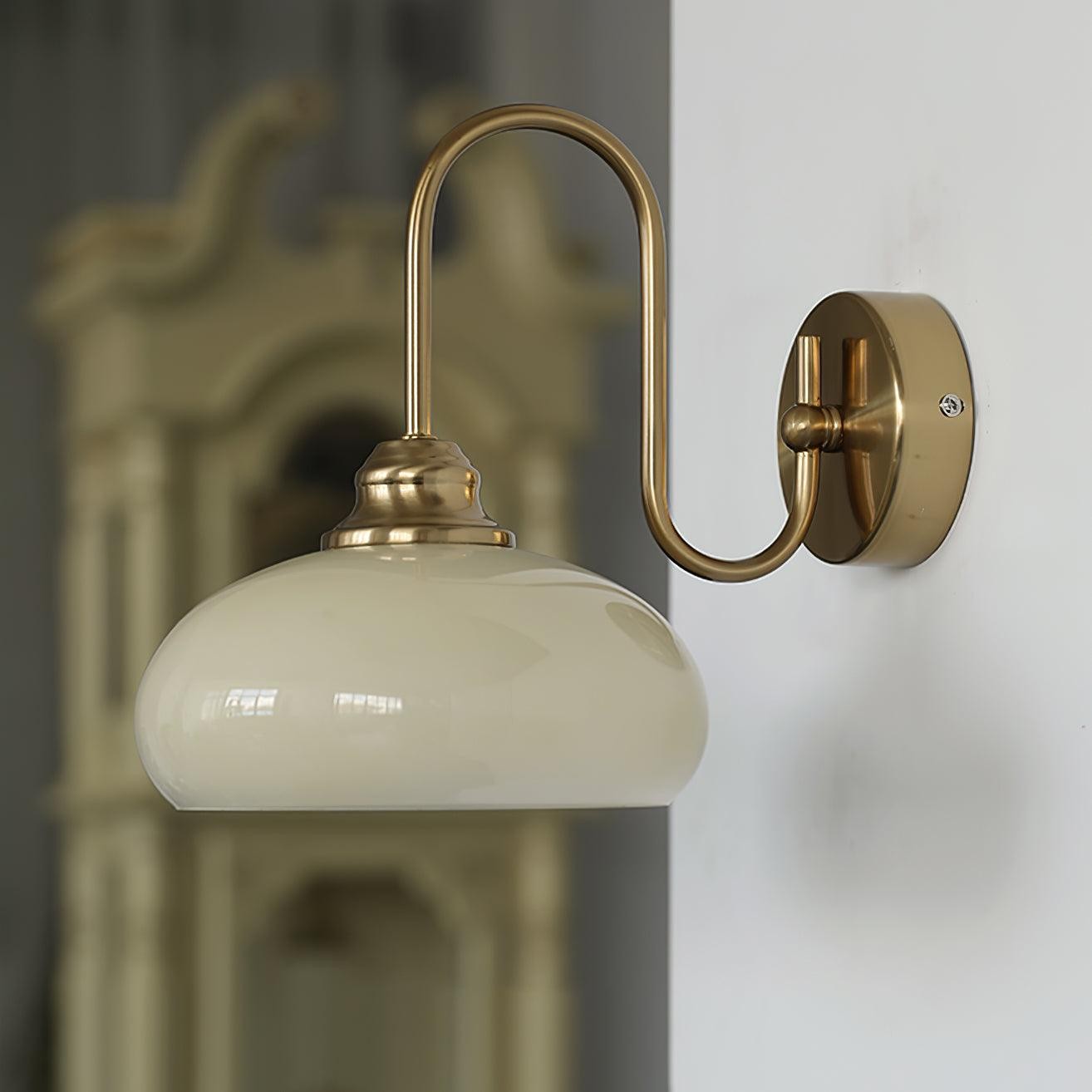 Bauhaus Wind Cream Glazen Kap Metalen Gebogen Paal Wandlamp HL958