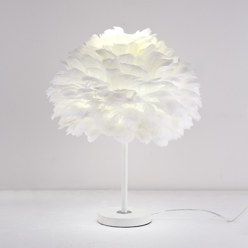 Moderne pluizige Feather tafellamp voor slaapkamer HL09