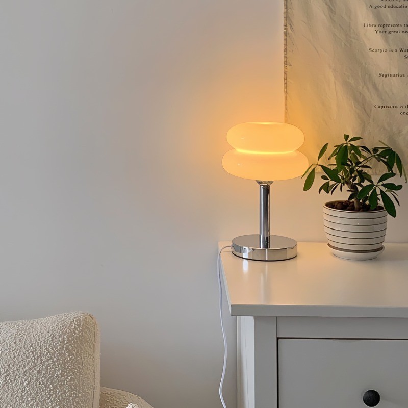 Bauhaus Dubbele Glazen Tafellamp - Sculpturale Gelaagde Nachtlamp voor Slaapkamer en Bureau HL22