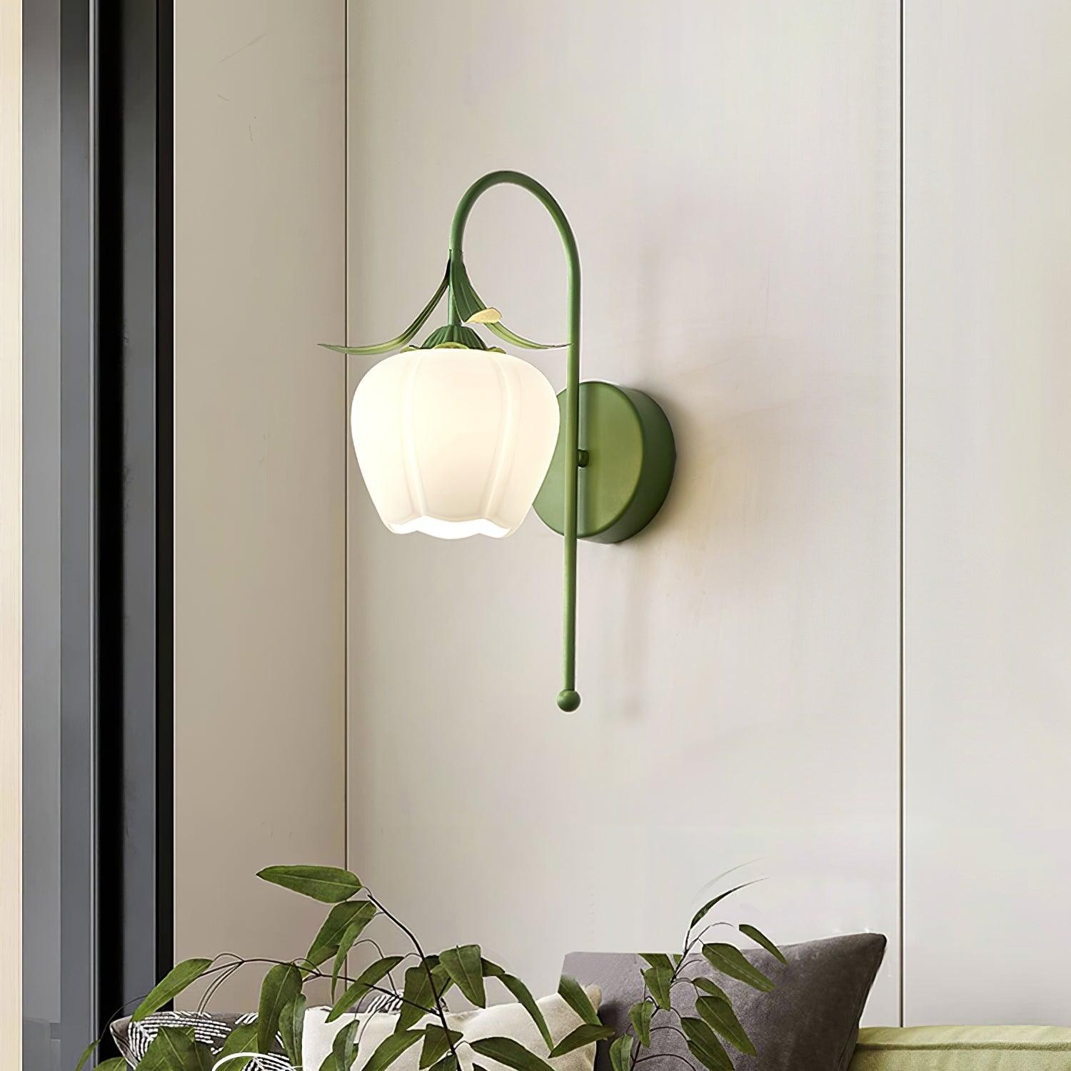 Franse crèmekleurige bloemenwandlamp HL582