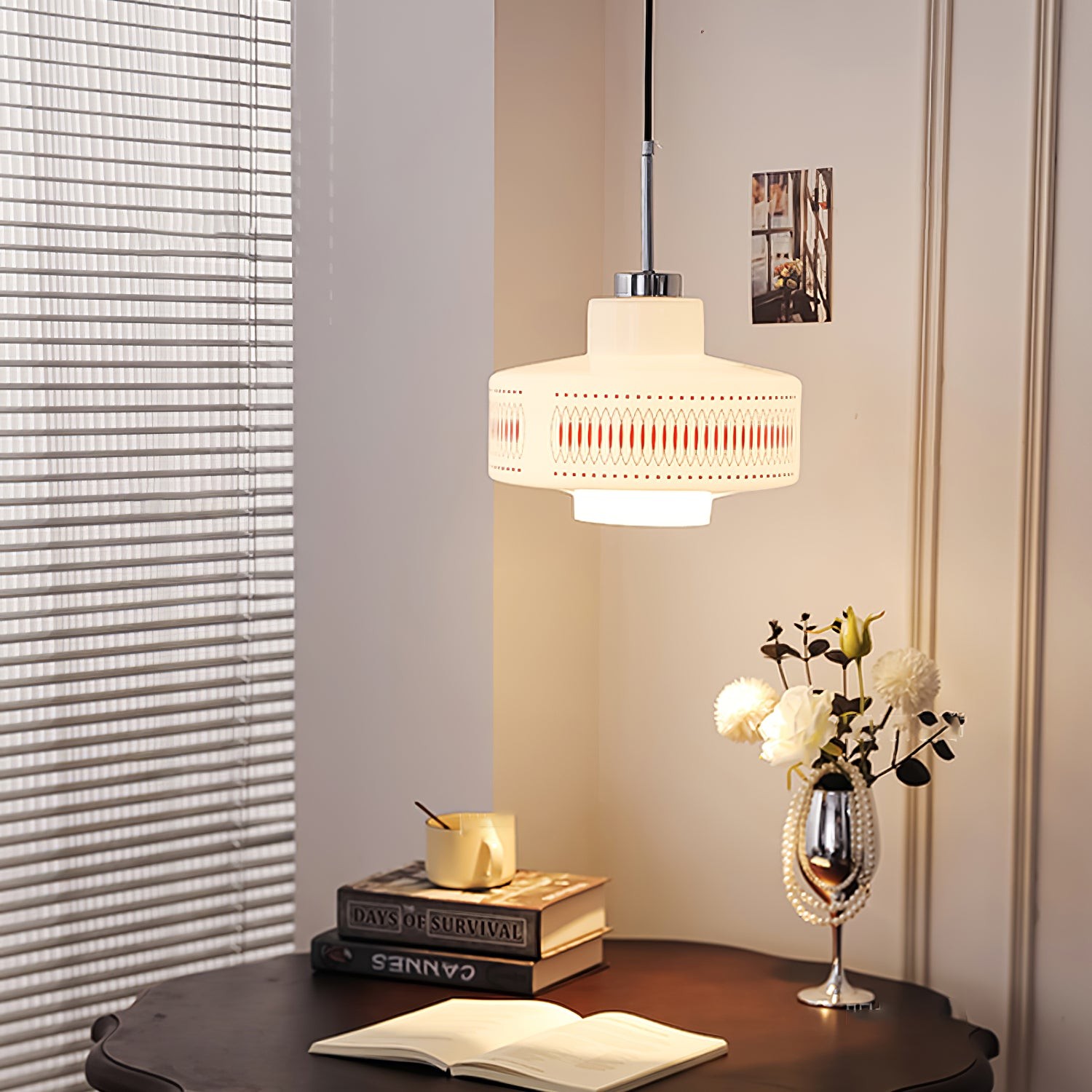 Moderne glazen hanglamp in de vorm van een kalebas HL354