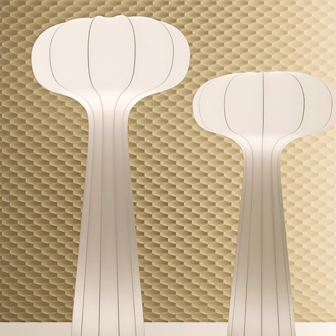 Klassieke gestreepte zijden vloerlamp HL730
