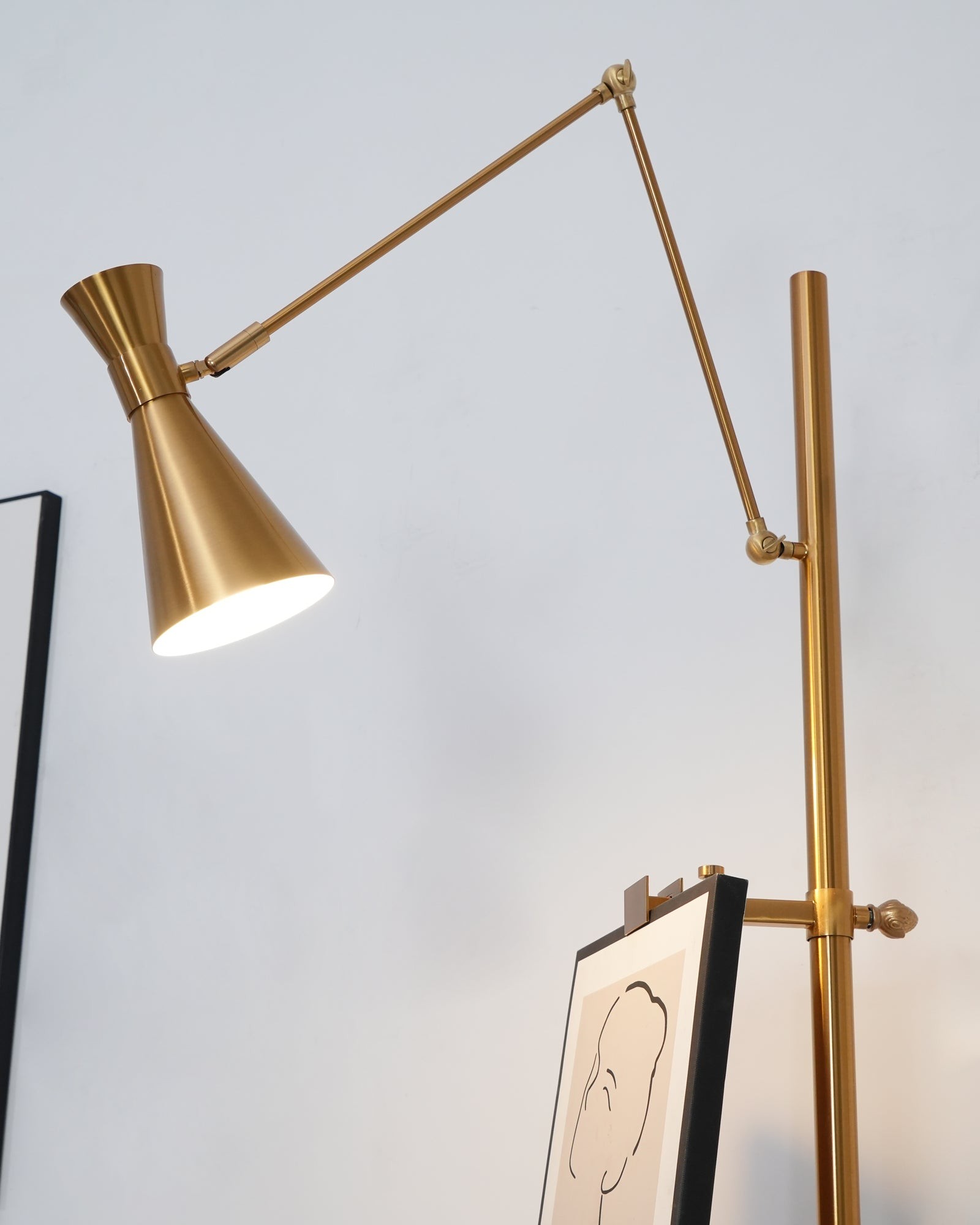 Met frameondersteuning staande lamp HL1201