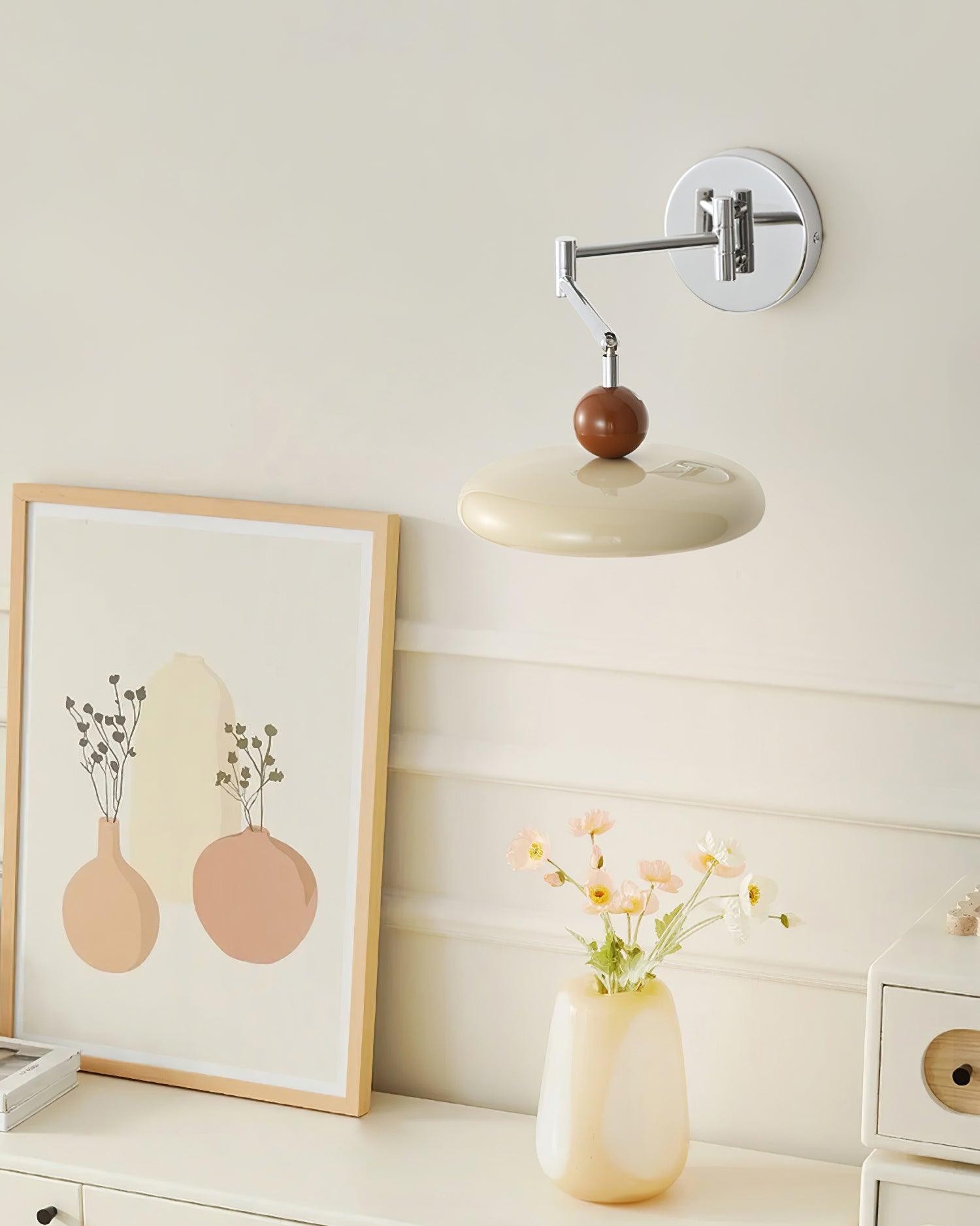 Crèmekleurige verstelbare zwenkarm schijf leeswandlamp HL606