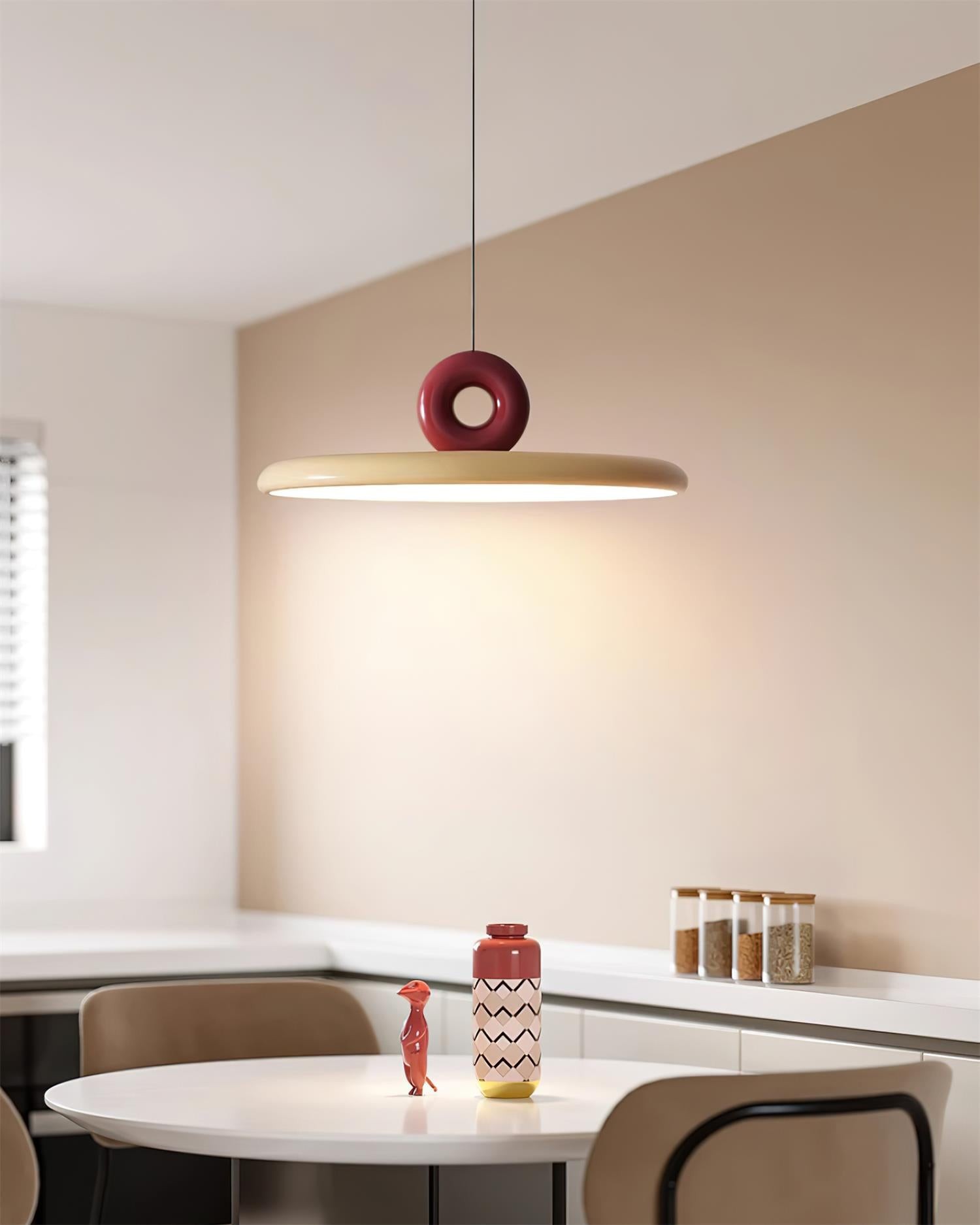 Crèmekleurige verticale vliegende schotel hanglamp HL469