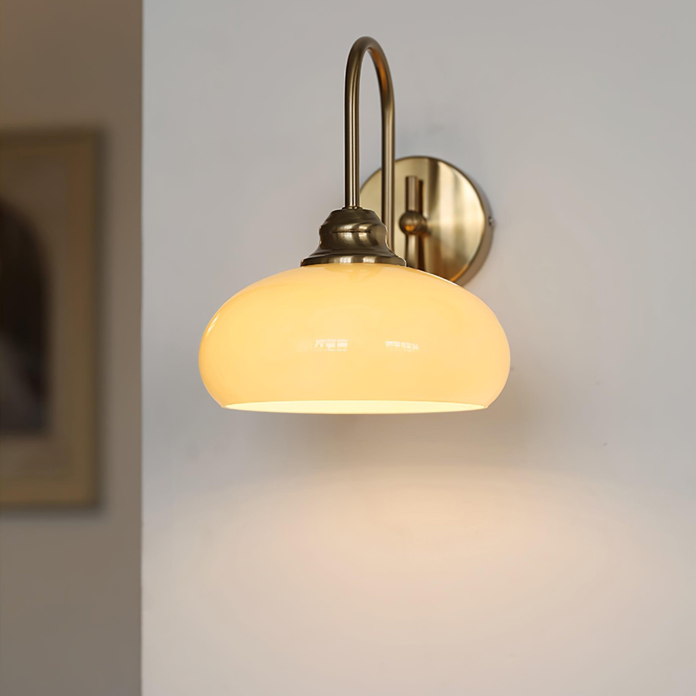 Bauhaus Wind Cream Glazen Kap Metalen Gebogen Paal Wandlamp HL958