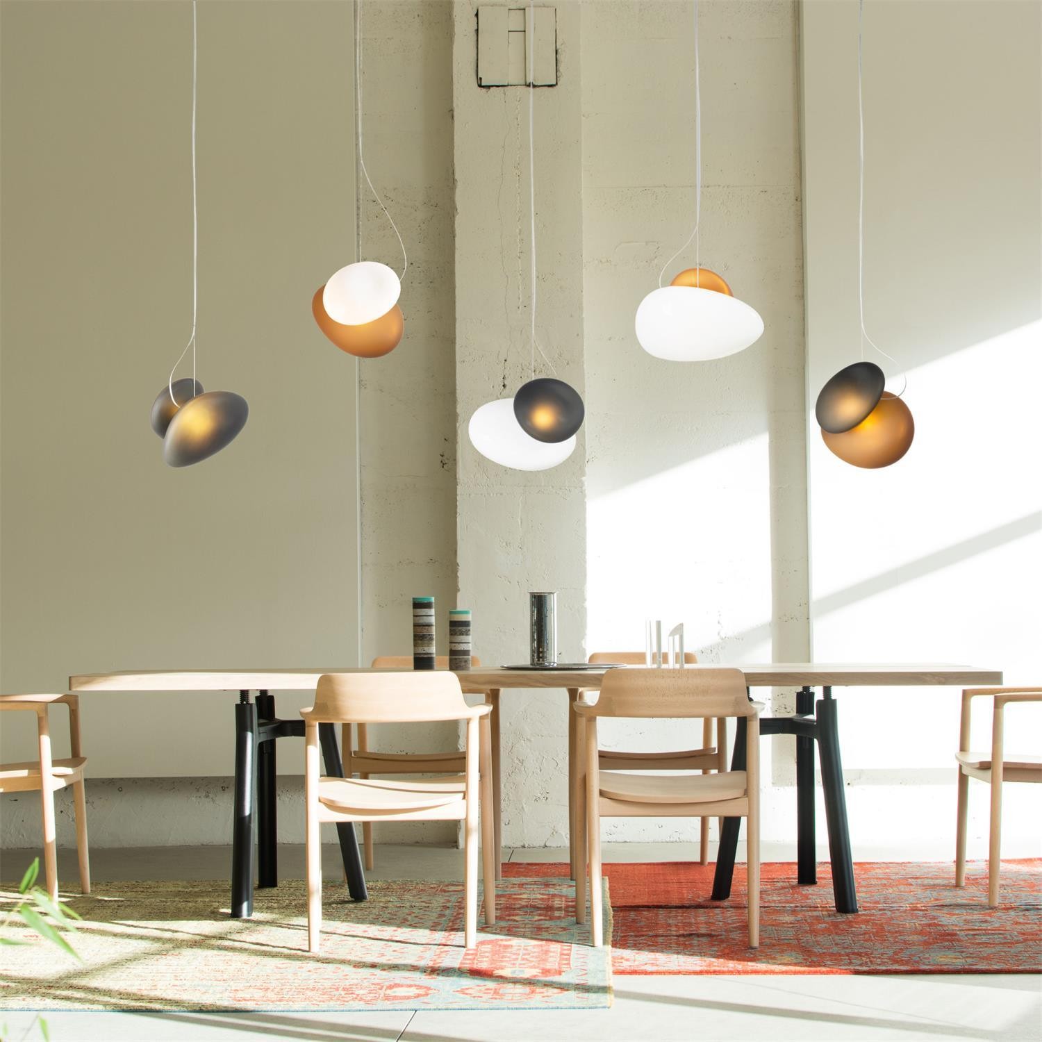 Doorschijnende hanglamp van matglas HL867