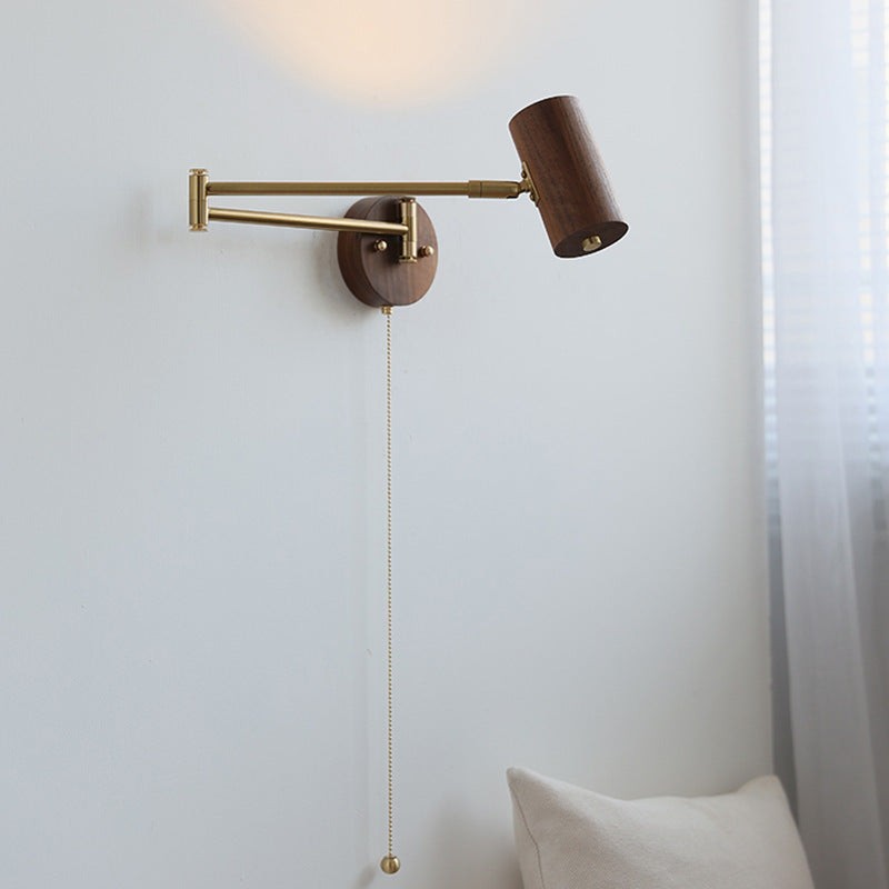 Verstelbare wandlamp met cilindervormige zwenkarm van hout en ijzer HL1085