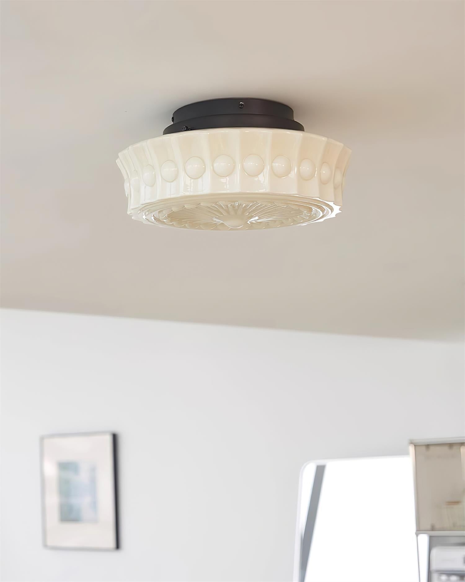 Franse vintage glazen plafondlamp in crèmestijl HL555
