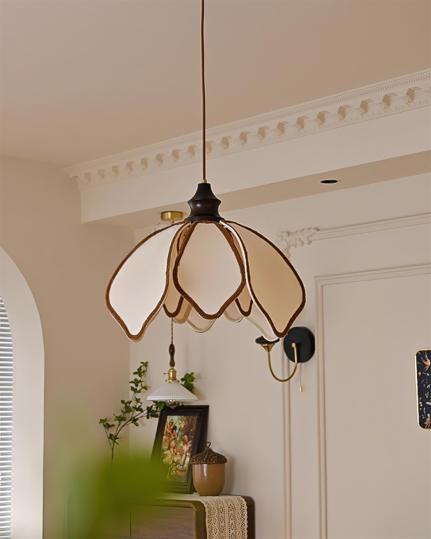 Vintage crèmekleurige bloemblaadjes hanglamp HL633