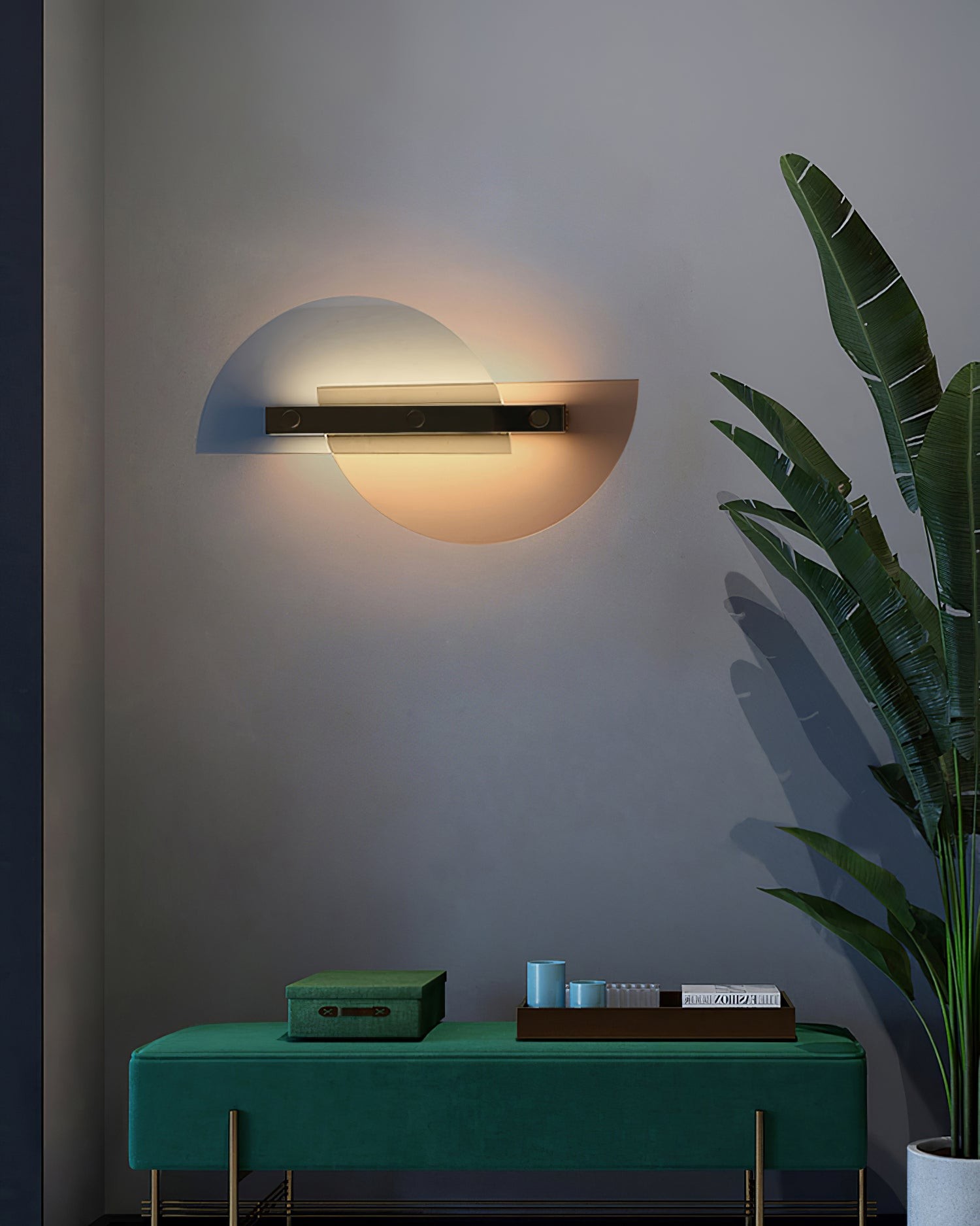Eenvoudige waaiervormige glazen boogwandlamp HL635