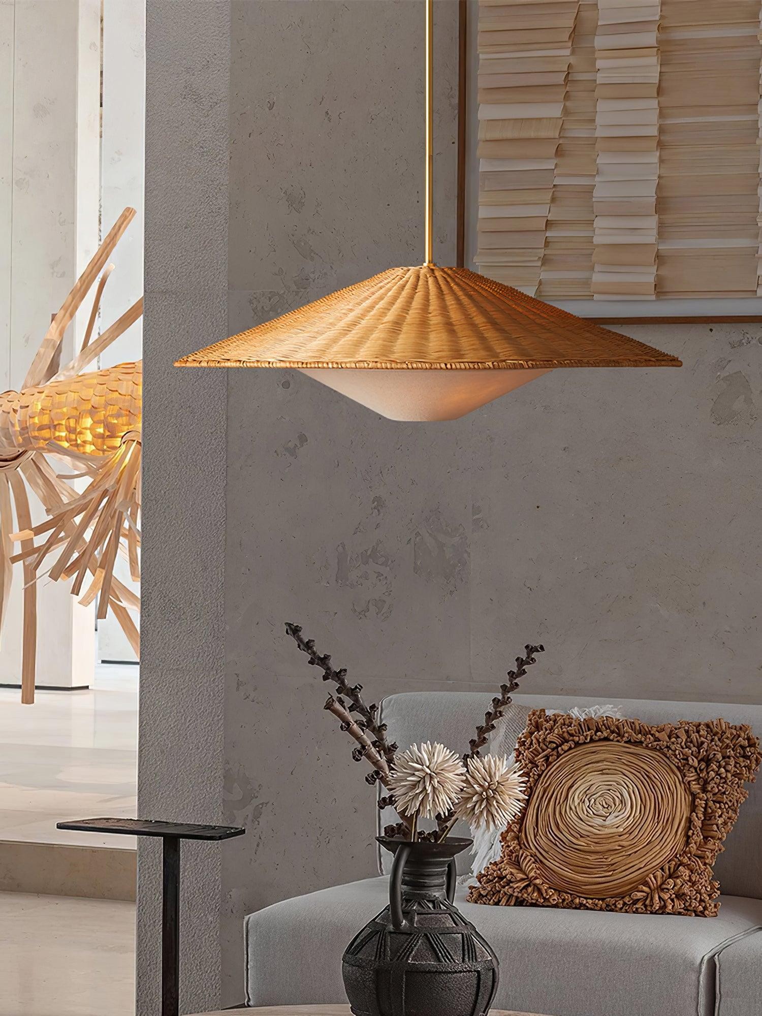 Hanglamp in de vorm van een rotan hoed, geschikt voor de woonkamer HL796