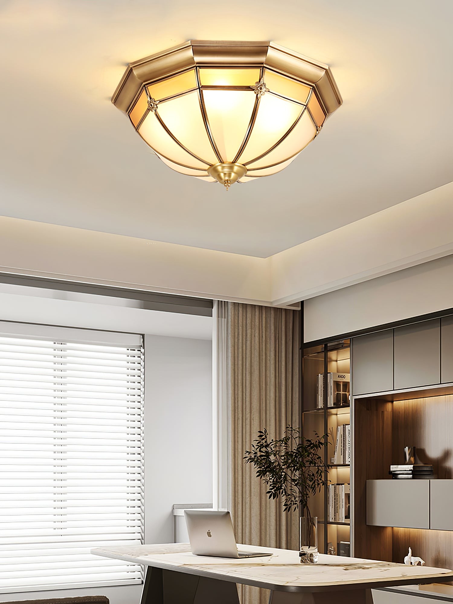 Koepelvormige messing plafondlamp HL463