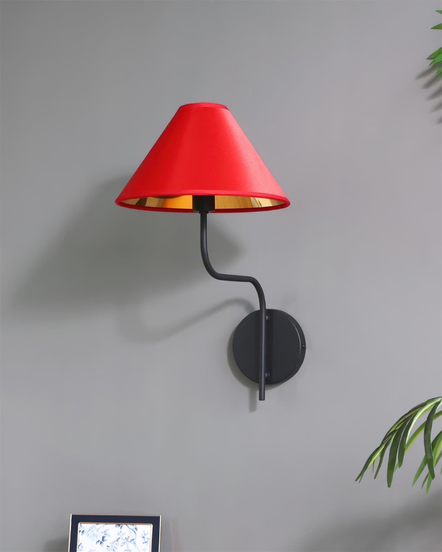 Scharlakenrode wandlamp HL2772