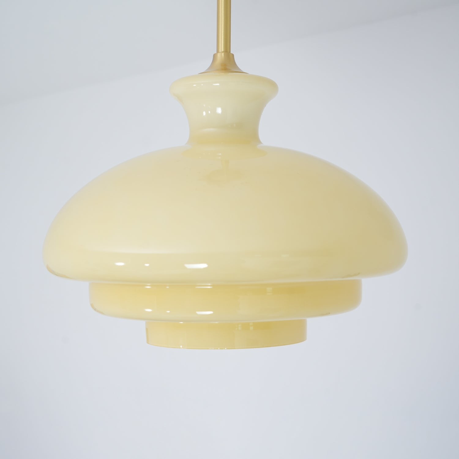 Ronde gele stijlvolle eenvoudige glazen hanglamp HL638
