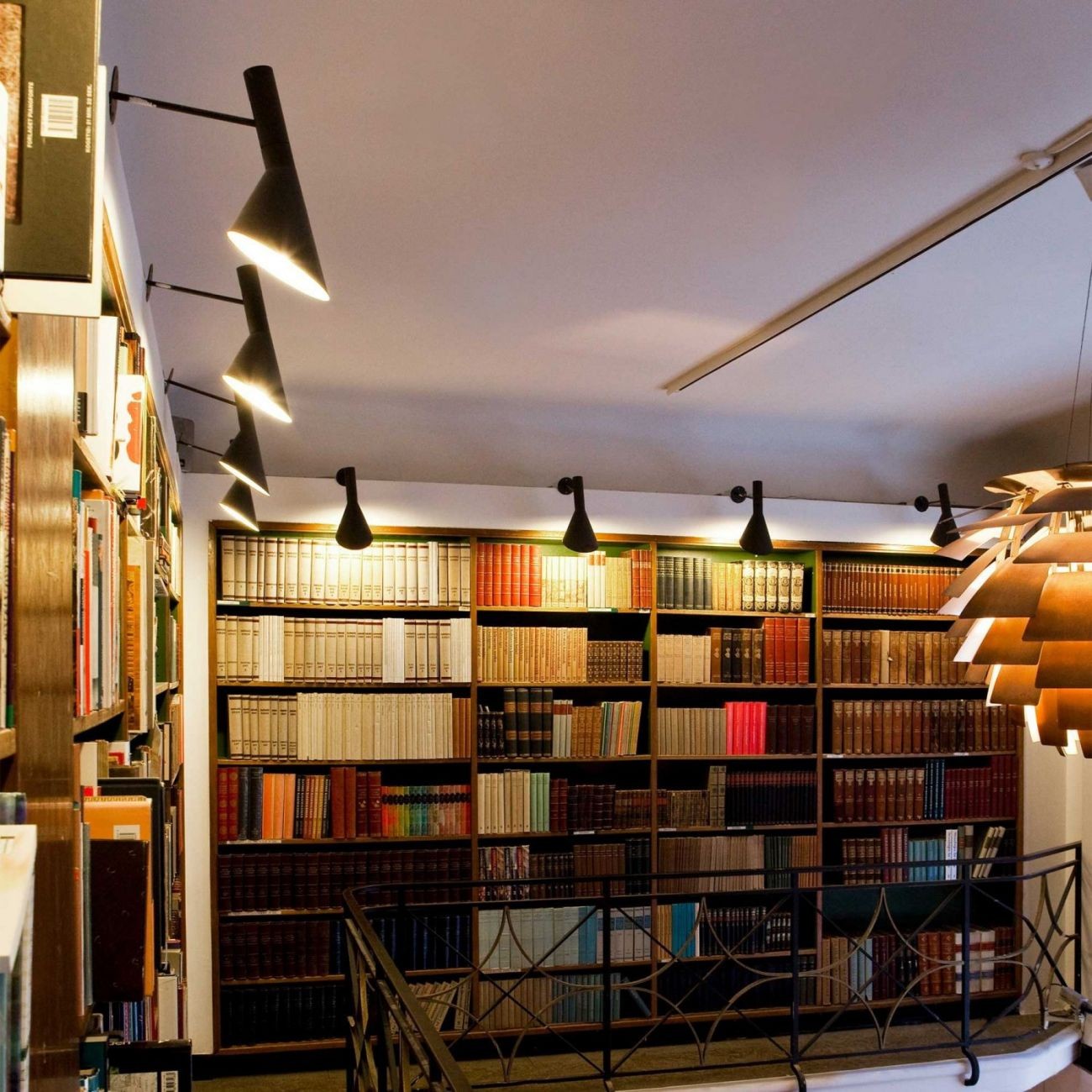 Klassieke Richtingsgebonden Asymmetrische Metalen Wandlamp HL53