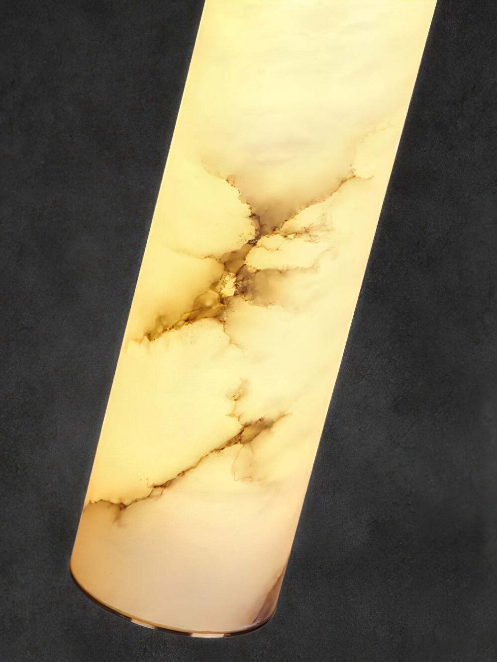 Hanglamp van natuurlijk getextureerd marmer en messing HL1060