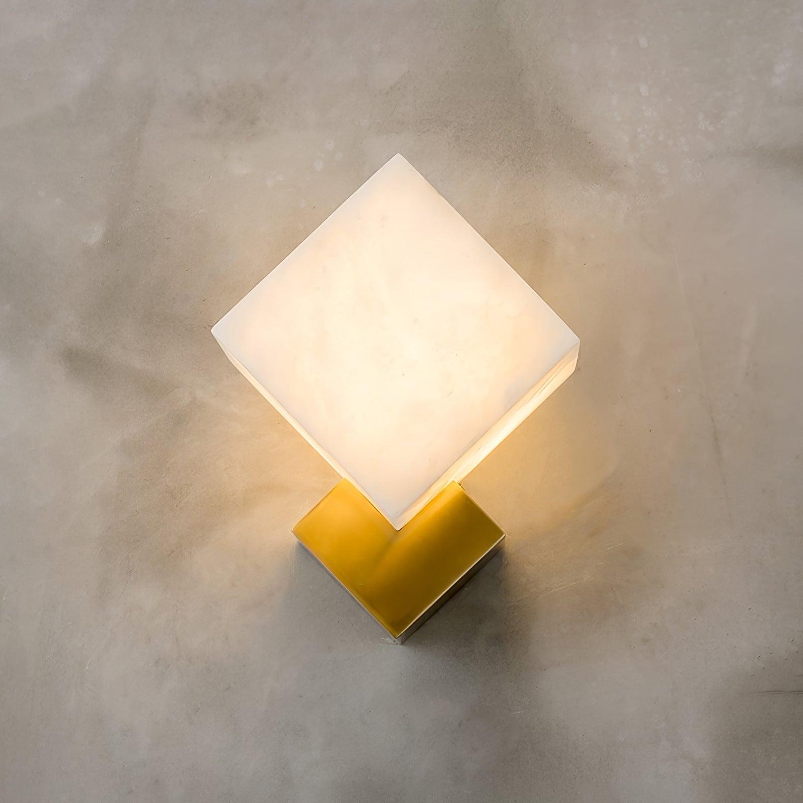 Blokvormige alabaster wandlamp HL2940