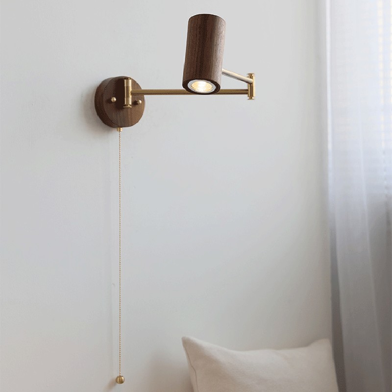 Verstelbare wandlamp met cilindervormige zwenkarm van hout en ijzer HL1085