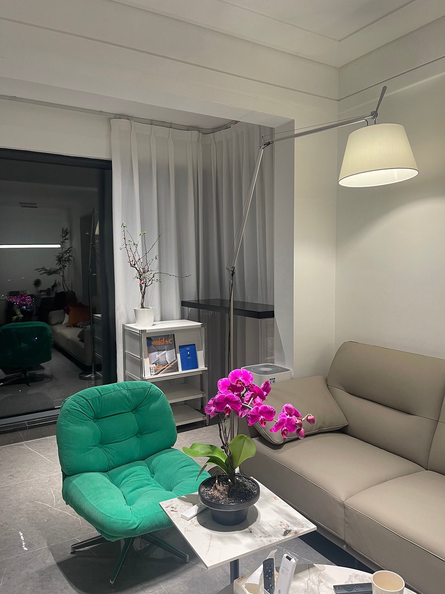 Velthea vloerlamp HL3266
