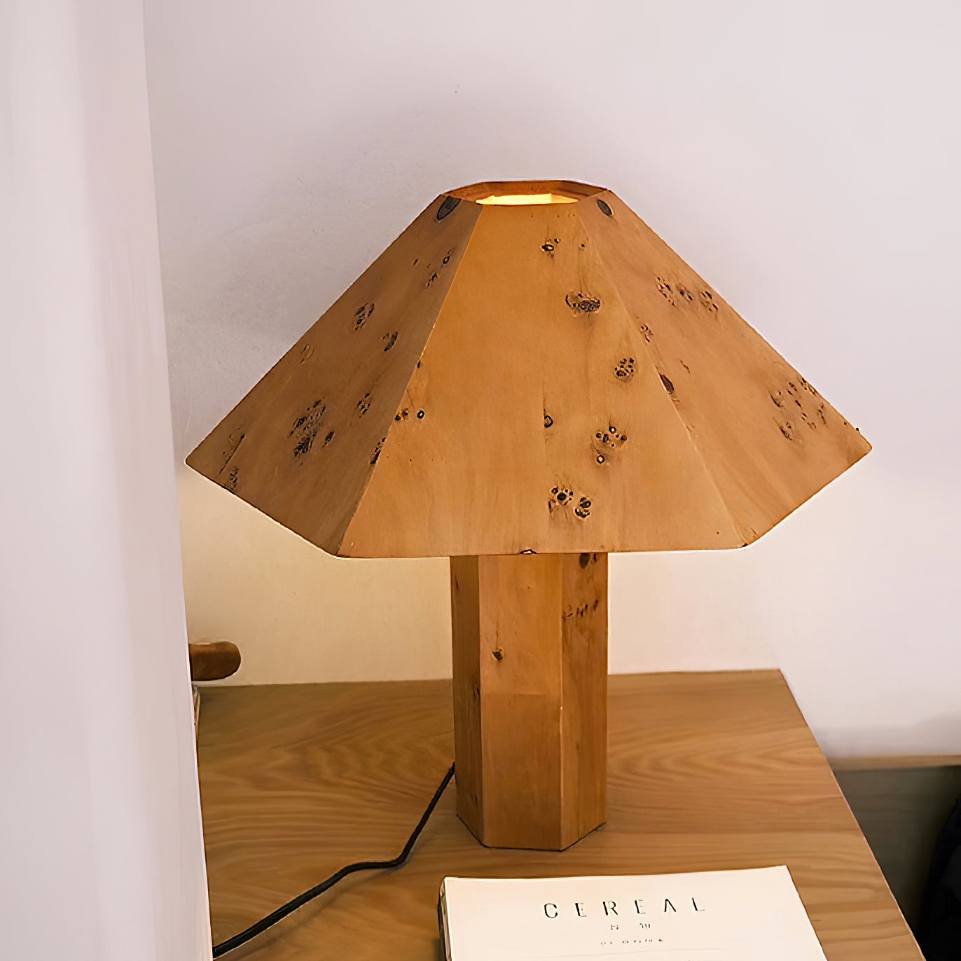 Gena tafellamp HL3261