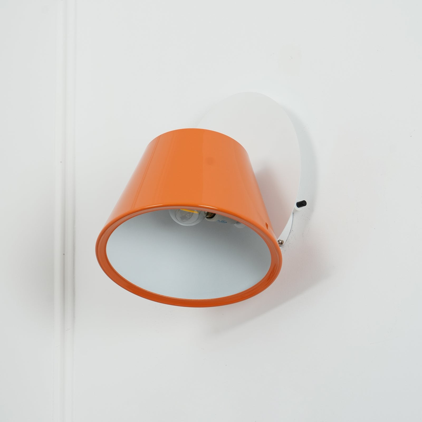 Eenvoudige leeslamp voor aan het bed in de slaapkamer HL478