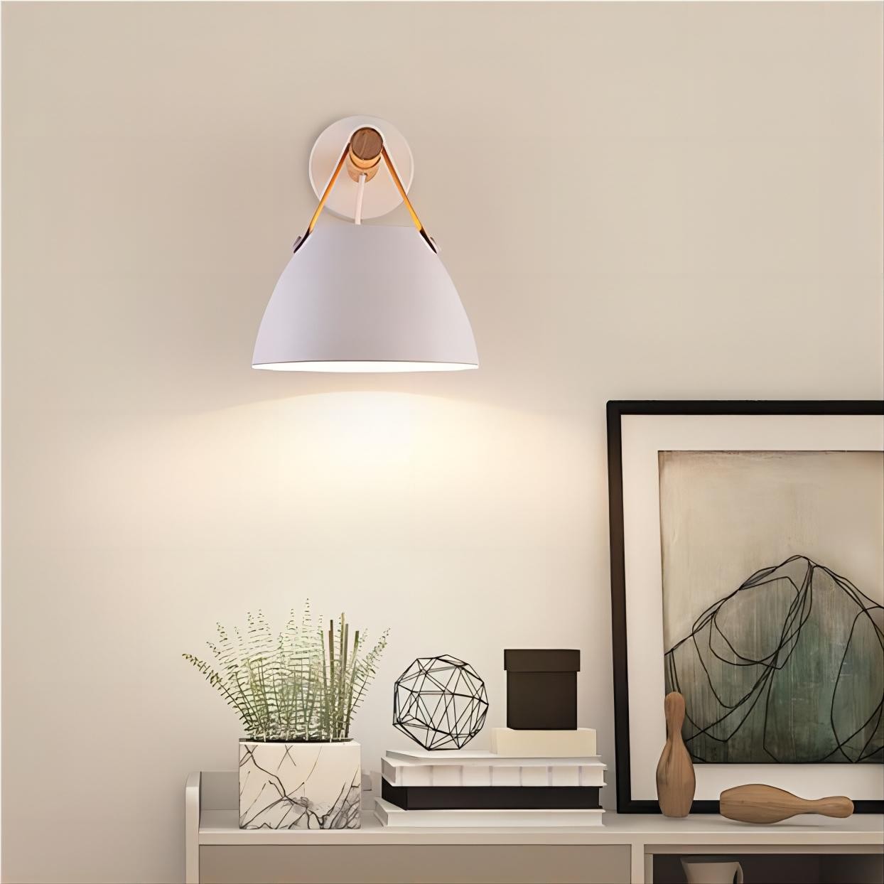 Scandinavisch design walnoothouten riemwandkandelaar HL89
