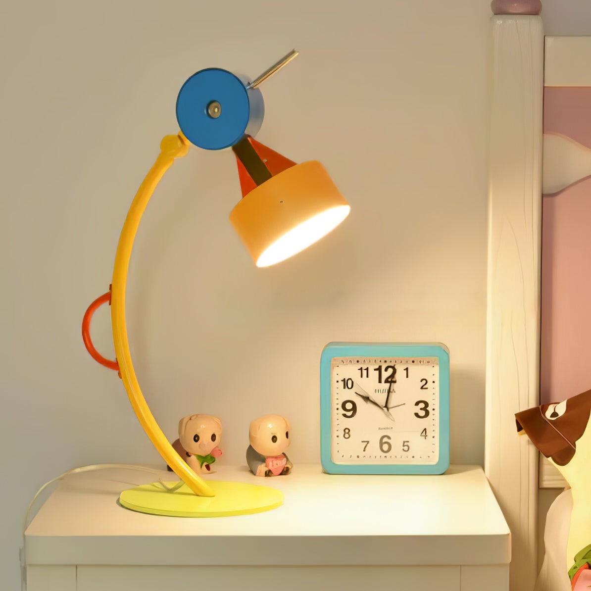 Creatieve kleurrijke geometrische tafellamp voor kinderkamer HL131