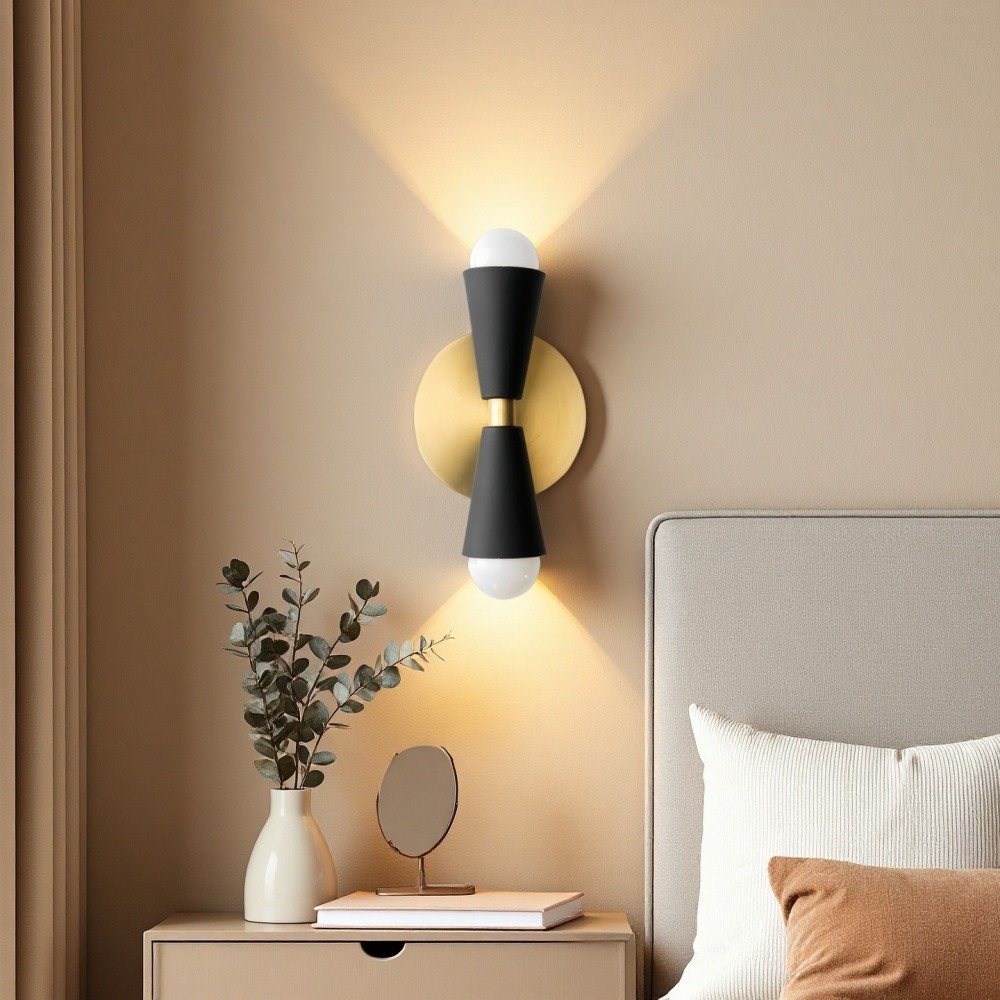 Rustieke messing wandlamp - kegelvormige striklamp voor boerderij HL1093