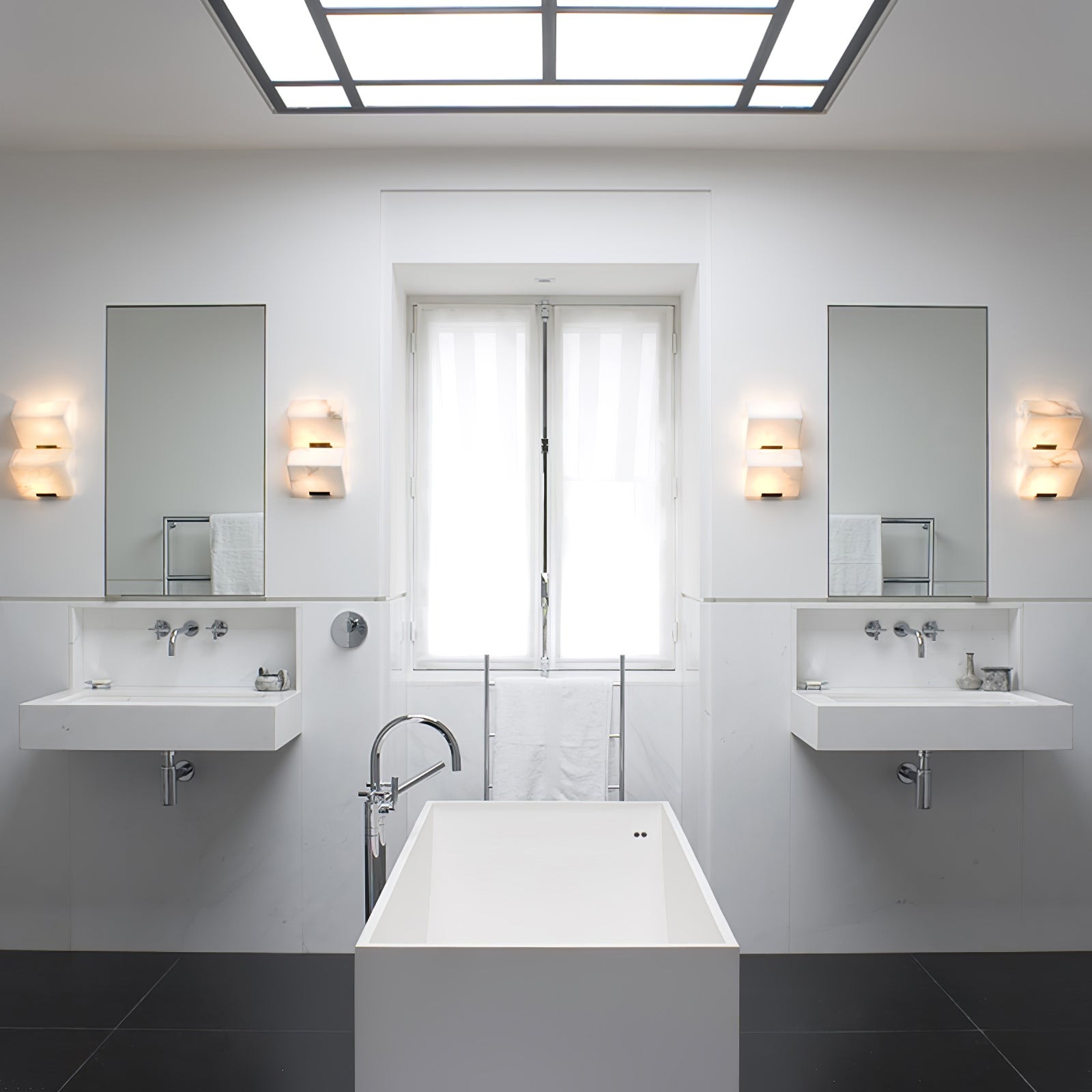 Albasten wandlamp voor trappenhuis HL3201