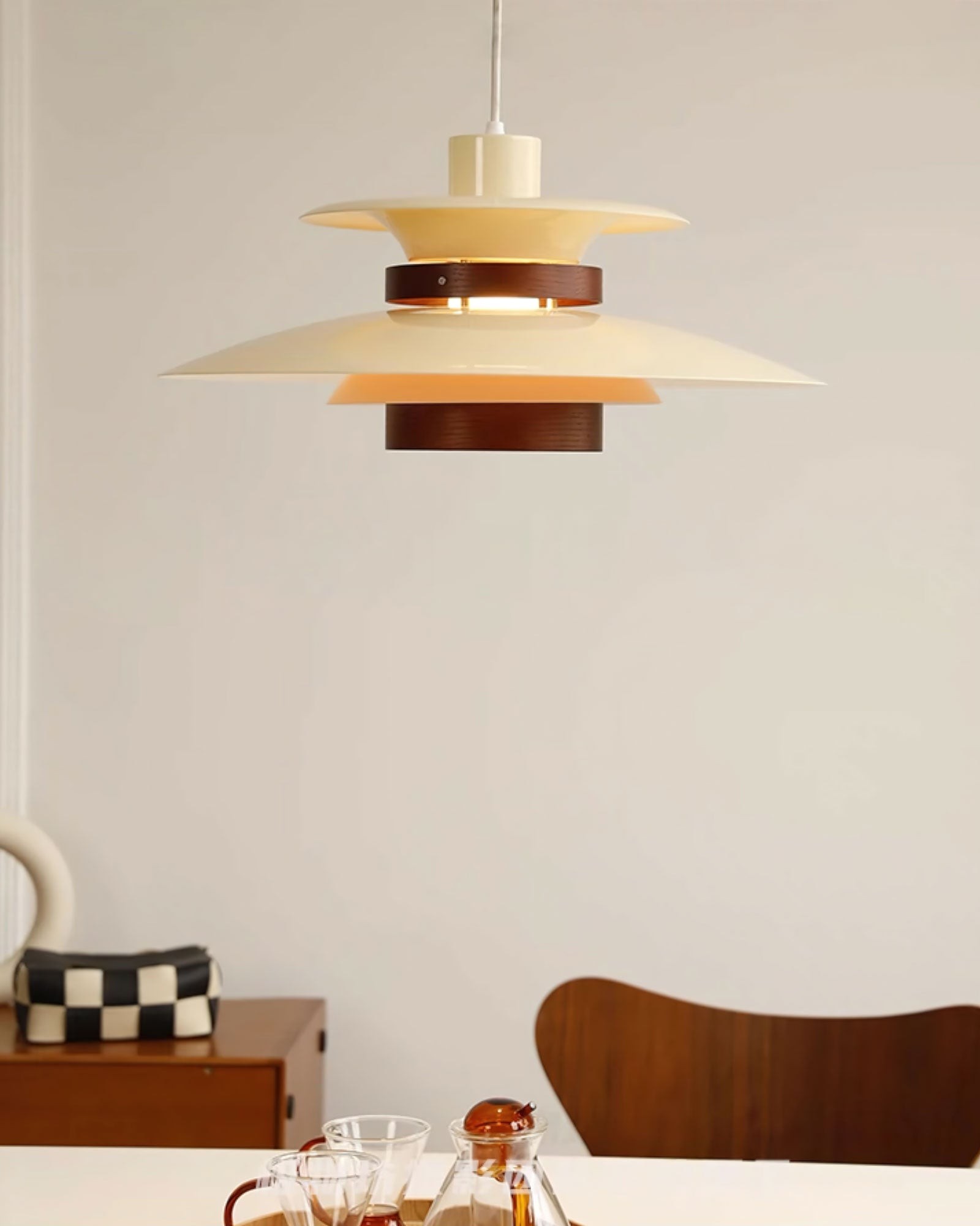 Luxe en stijlvolle gelaagde hanglamp HL691