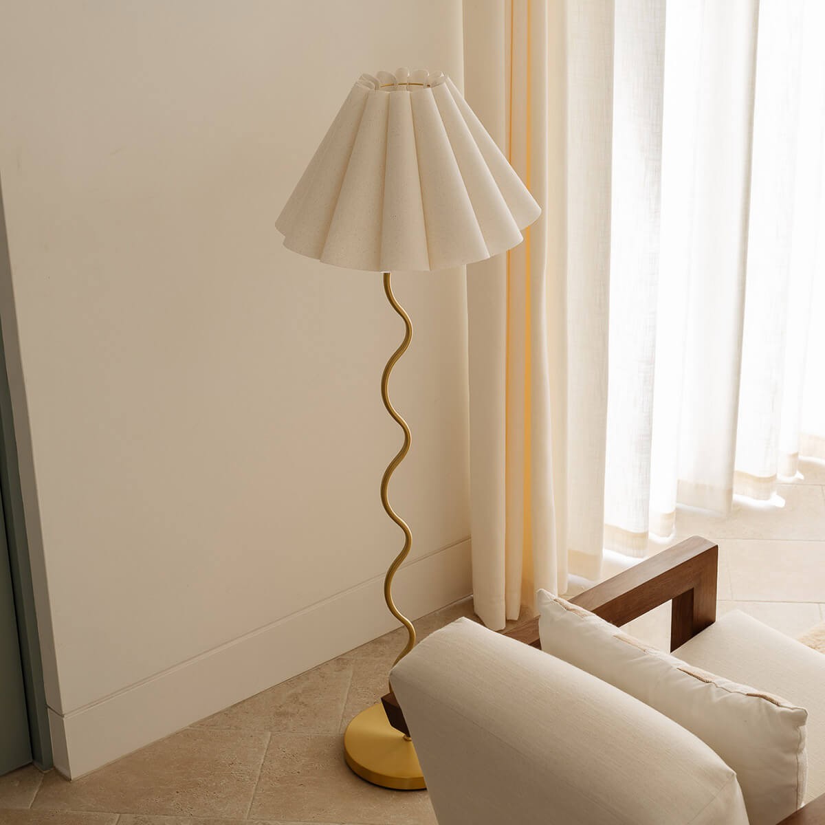 Cora vloerlamp HL3258