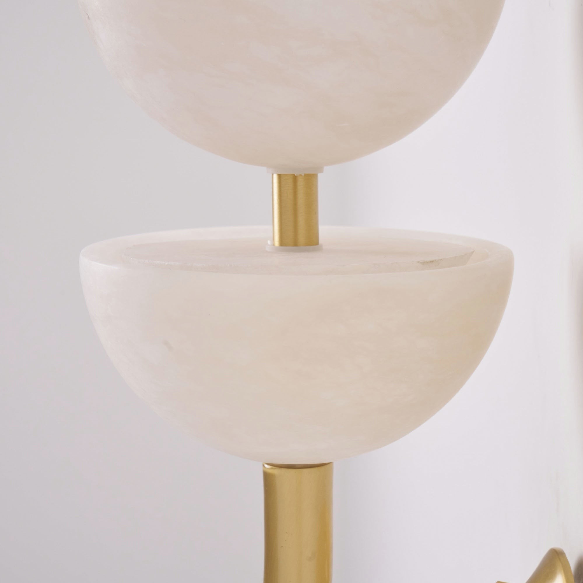 Drievoudige albasten wandlamp HL3118