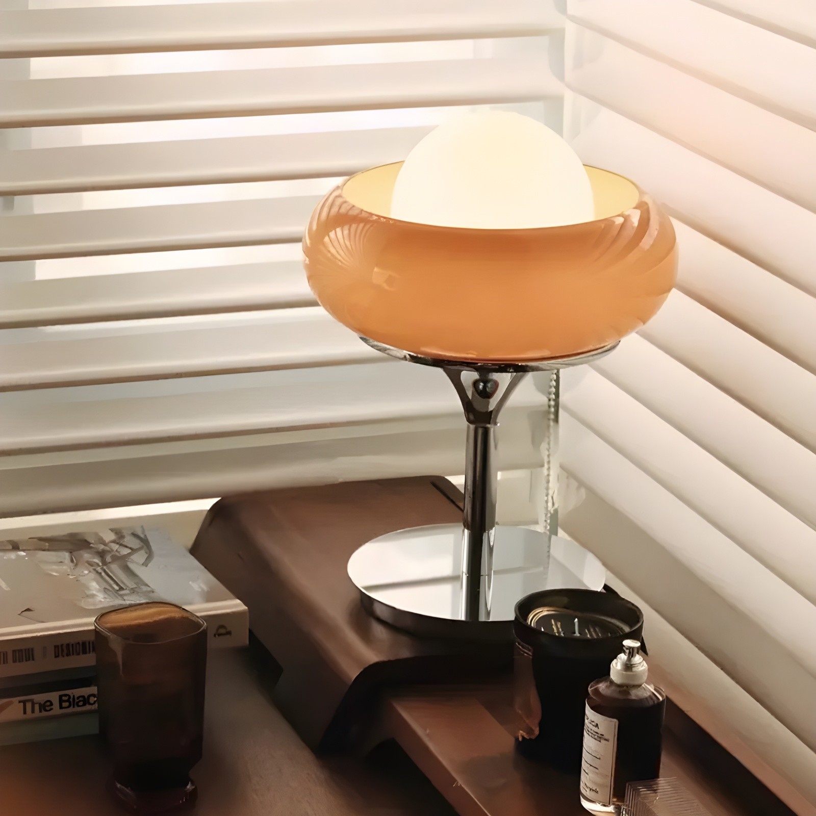 Bauhaus Eiertaart Tafellamp HL272